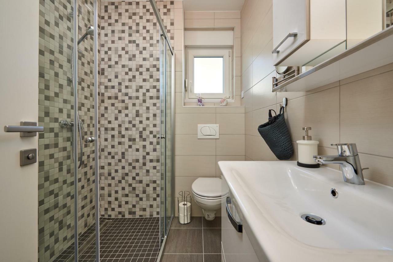 City Apartment Magdalena Trogir Bagian luar foto
